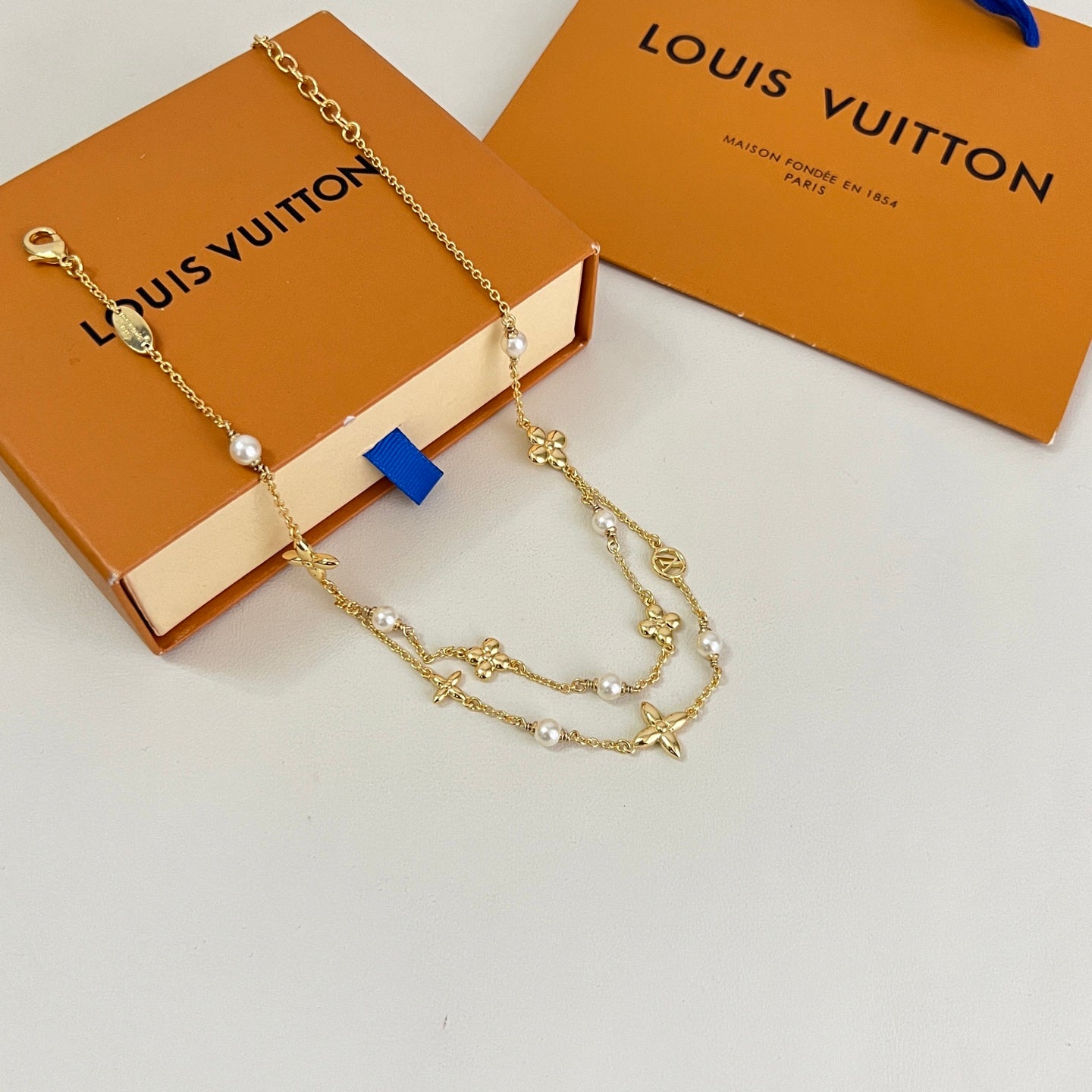 Louis Vuitton Accessories