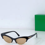 Bottega Veneta sunglasses with black frame and tinted light-brown lenses