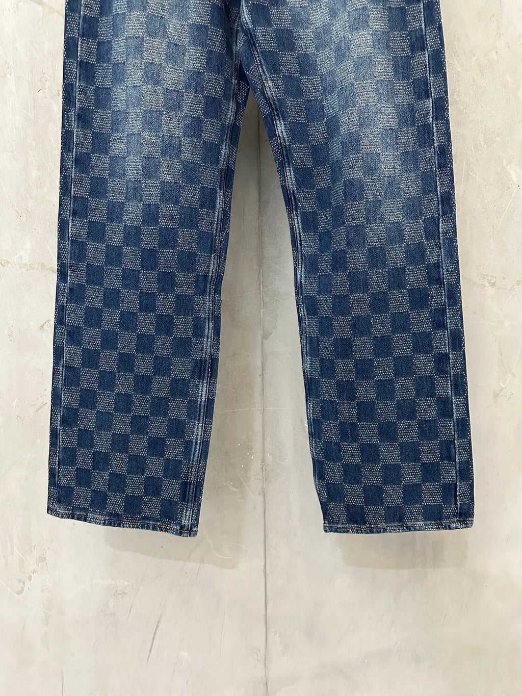 Denim check-pattern pants with straight legs and button fly, blue wash