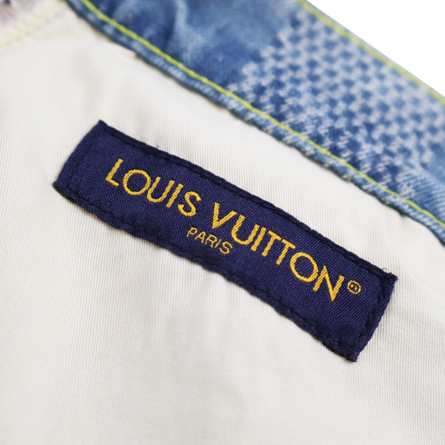 Inner waistband Louis Vuitton Paris logo label