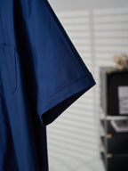 Short-sleeve dark blue shirt with stitched sleeve hem