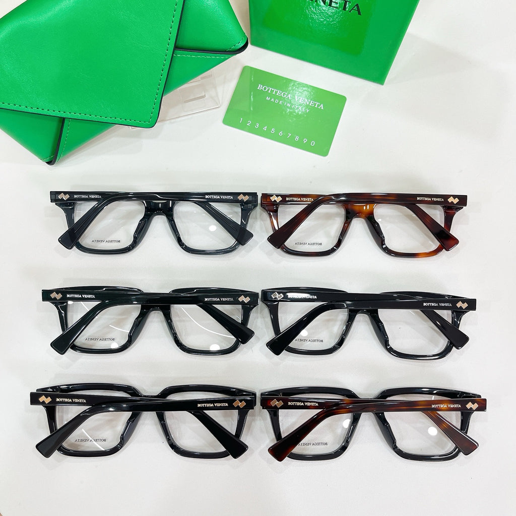 Eyeglasses set of three pairs with black and tortoiseshell frames