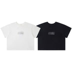 White and black graphic crewneck T-shirts, short sleeves