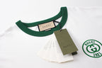White Gucci short-sleeve T-shirt neckline with green rib and hanging tags