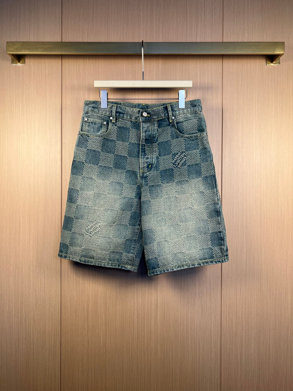 Blue check-pattern denim shorts pants with belt loops and button front