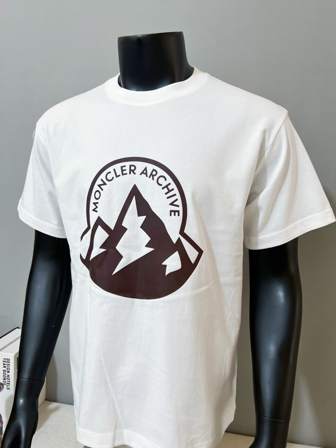 White Moncler short-sleeve T-shirt with central Moncler Archive emblem