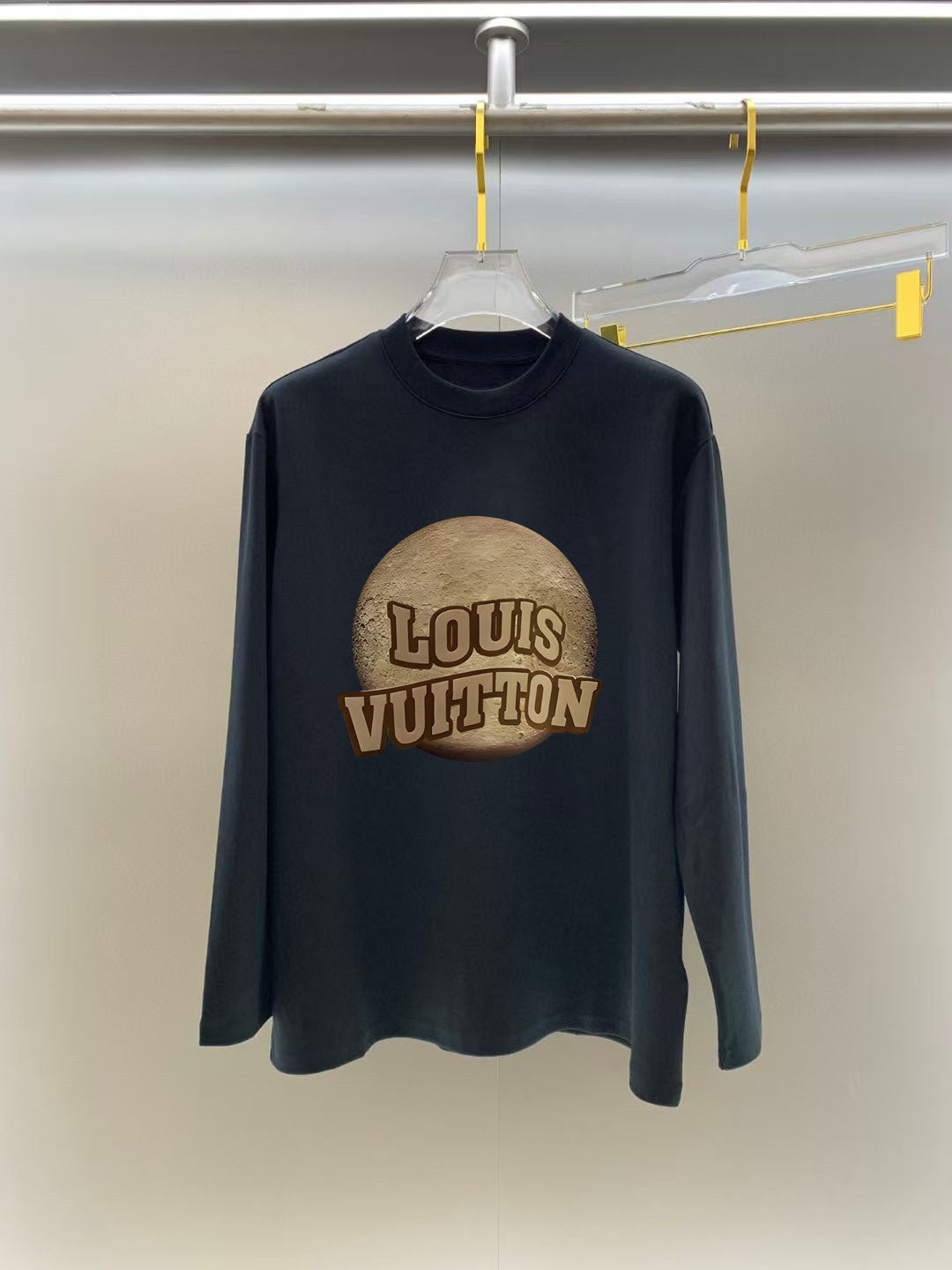Louis Vuitton long-sleeve shirt in black with large round front logo print