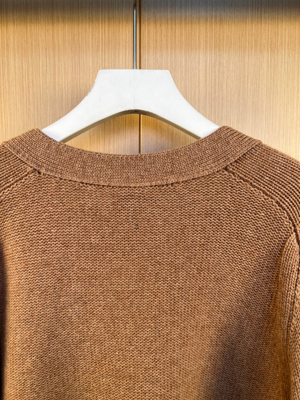 Brown knit cardigan crew neck with ribbed collar and textured knit