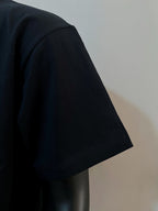 Black Gucci T-shirt short sleeve side view with curved hem and clean seam