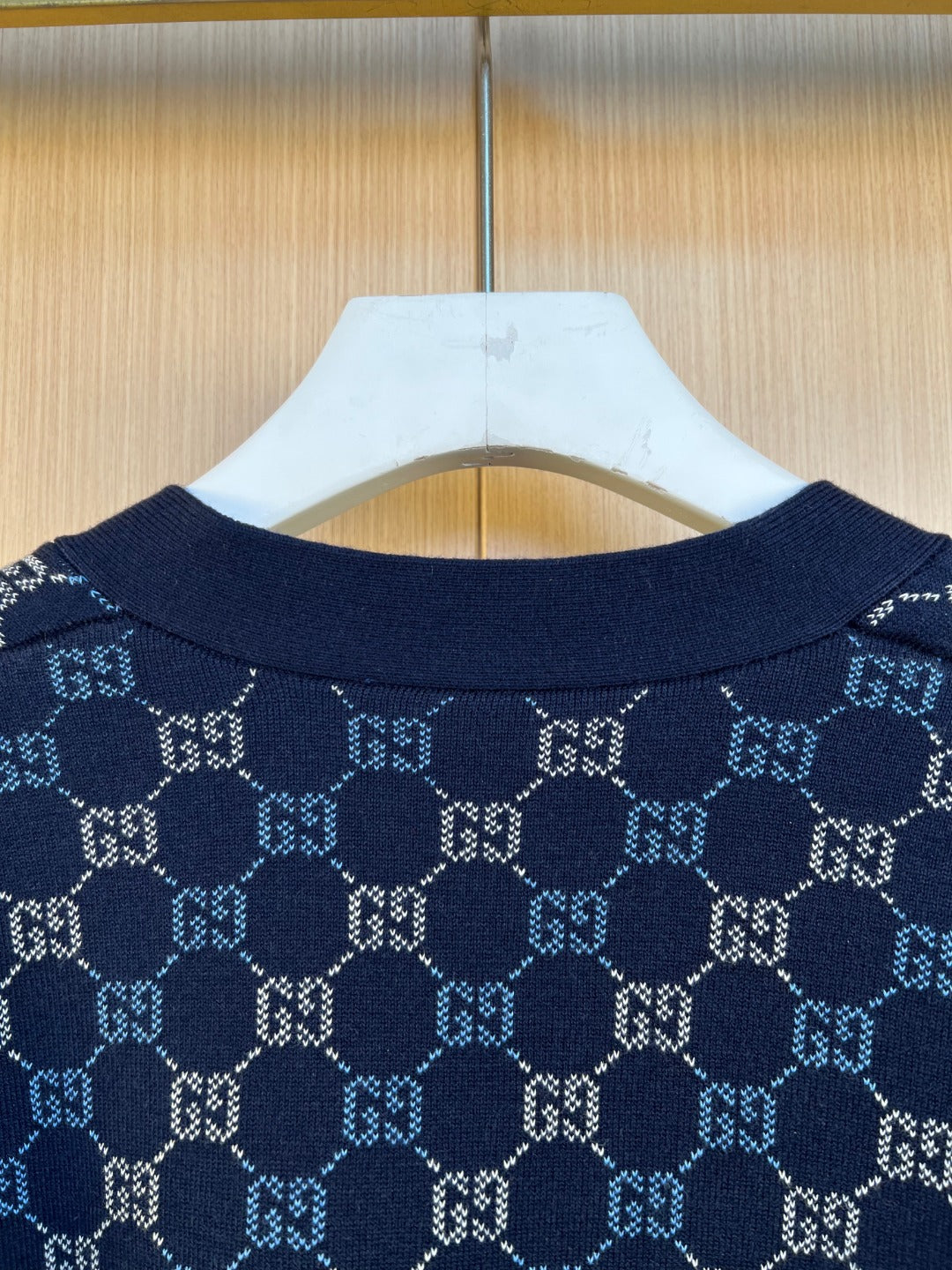 Gucci knit cardigan ribbed collar with navy GG monogram pattern knit
