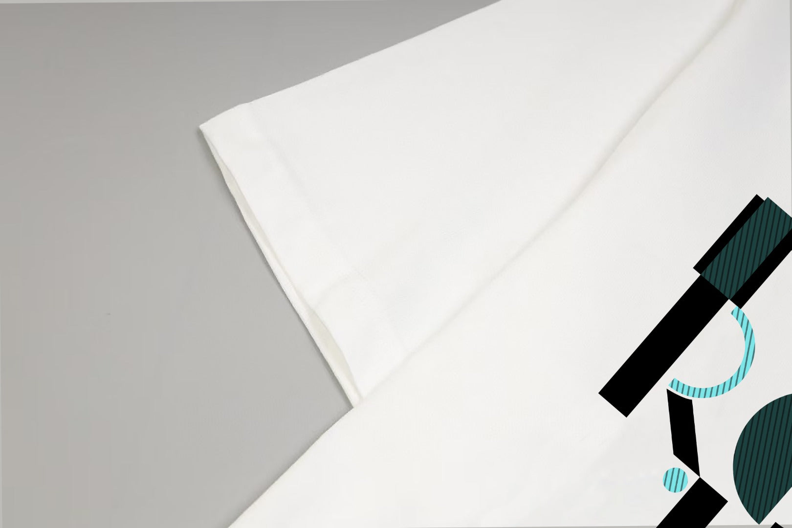 White Fendi T-shirt sleeve with partial graphic pattern print