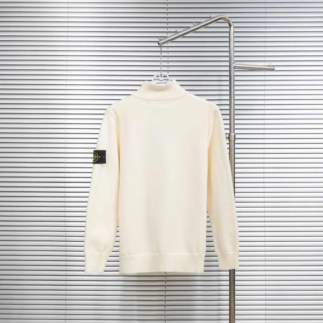 Clothes Stone Island