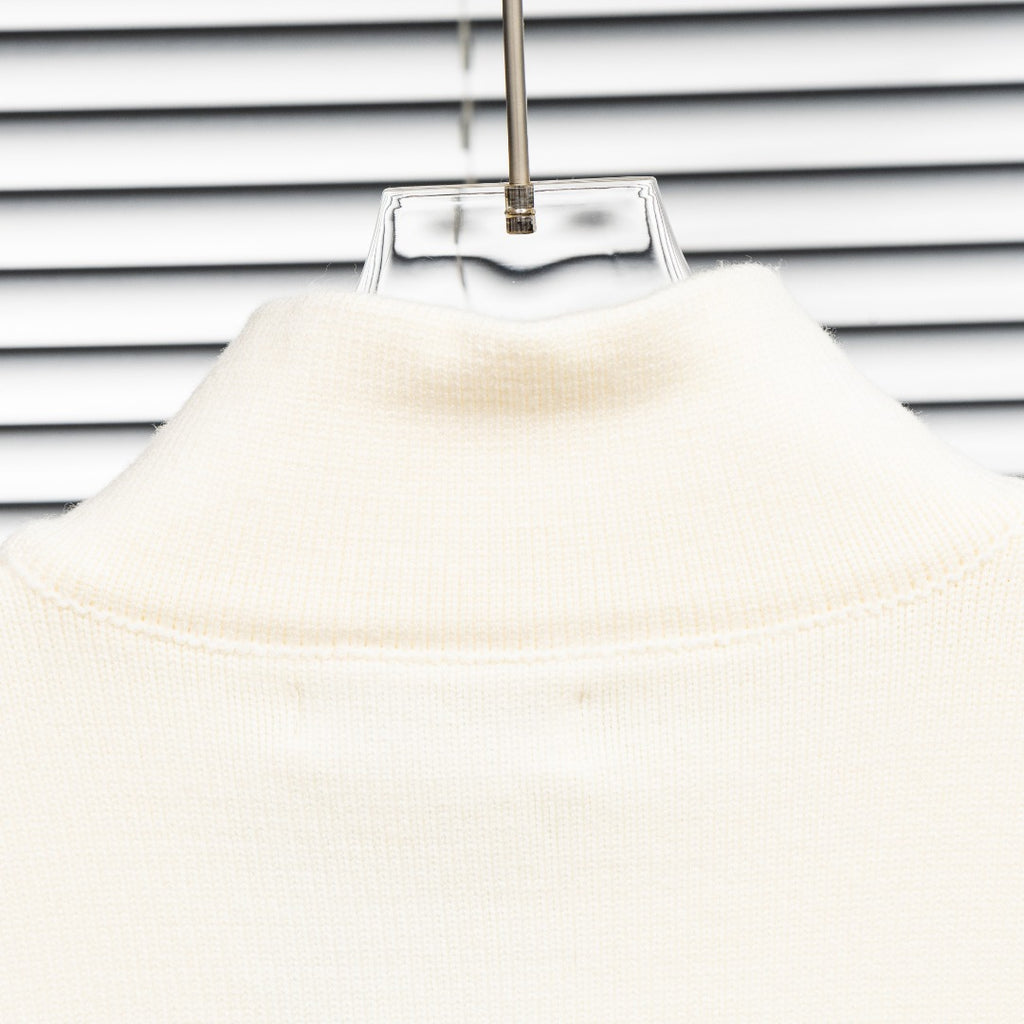 Cream knit collar with ribbed neckline