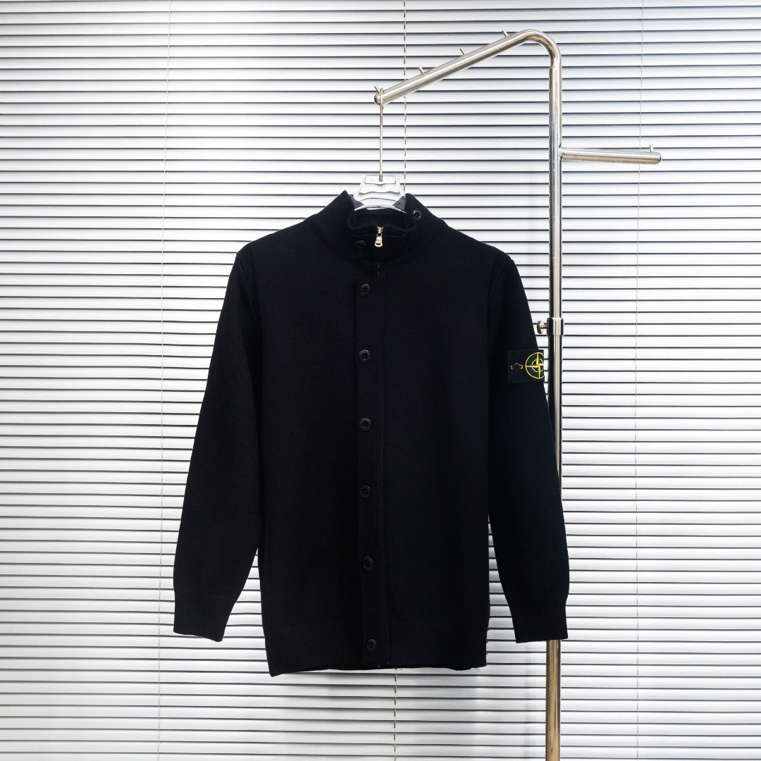 Clothes Stone Island