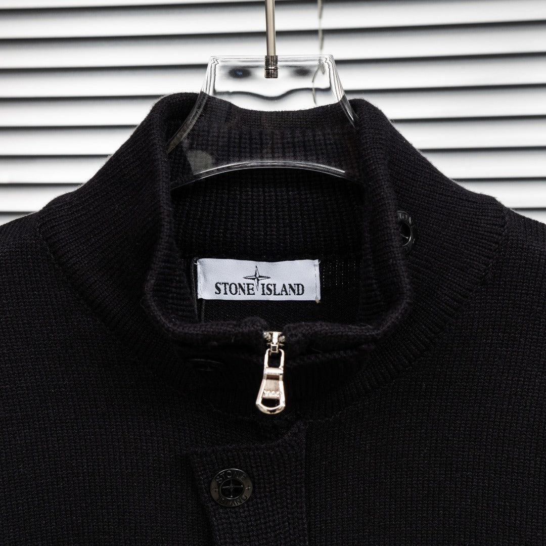 Clothes Stone Island