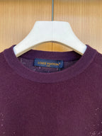 Louis Vuitton crewneck T-shirt neckline in dark purple knit with small logo patch