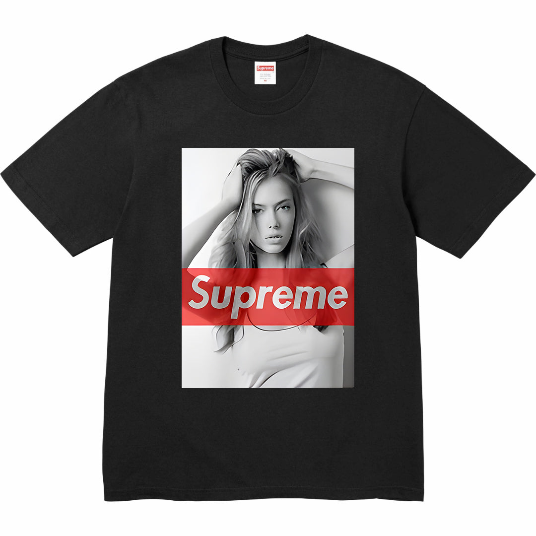 Black graphic T-shirt with Supreme photo print