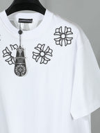 White short-sleeve T-shirt close-up of black flower and charm embroidery