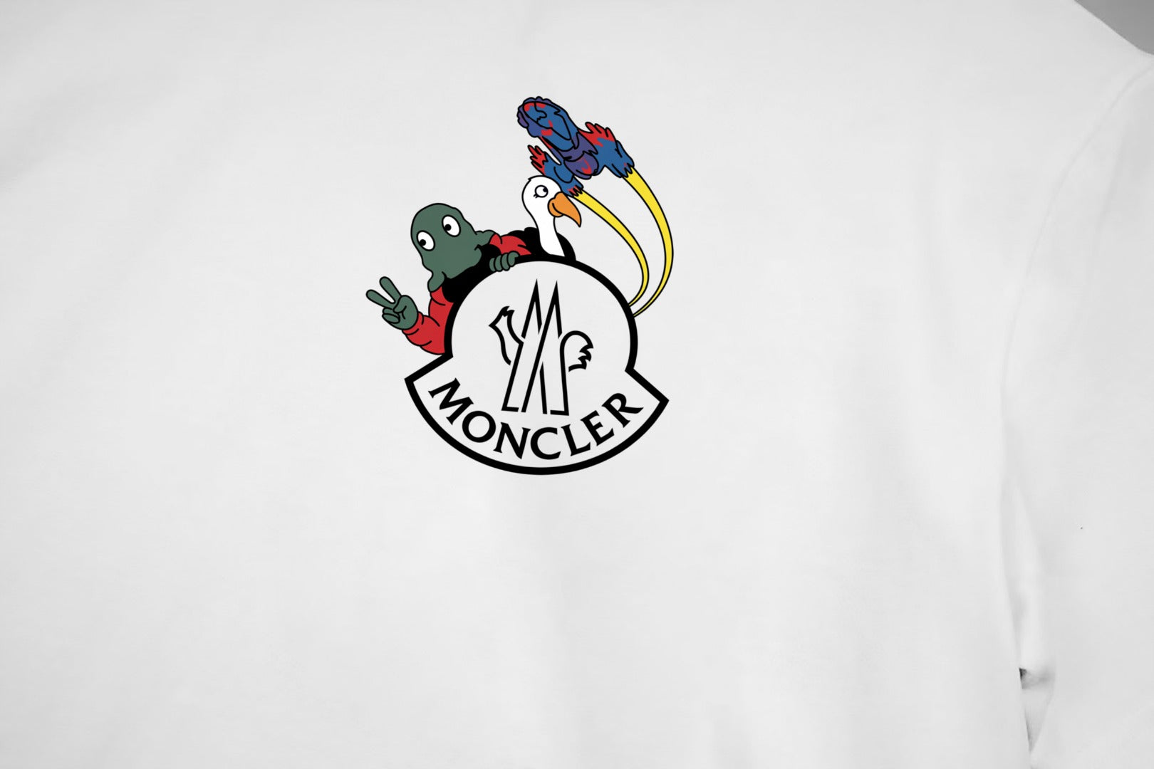 White Moncler short-sleeve T-shirt with colorful crest logo graphic on chest