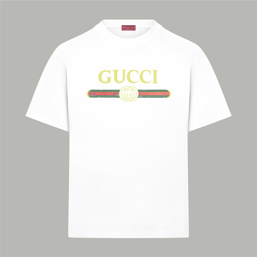 Gucci white short-sleeve T-shirt with multicolor Gucci logo graphic