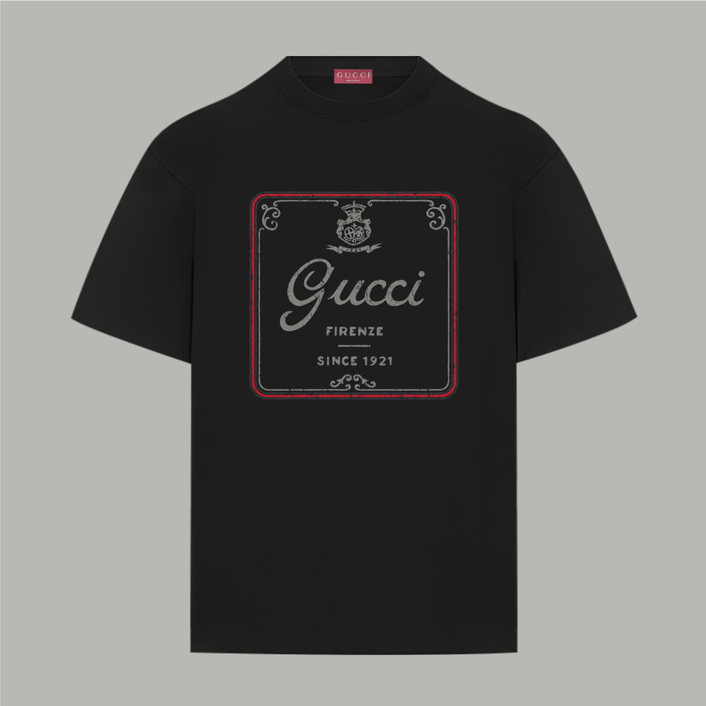 Black Gucci T-shirt with front graphic logo print