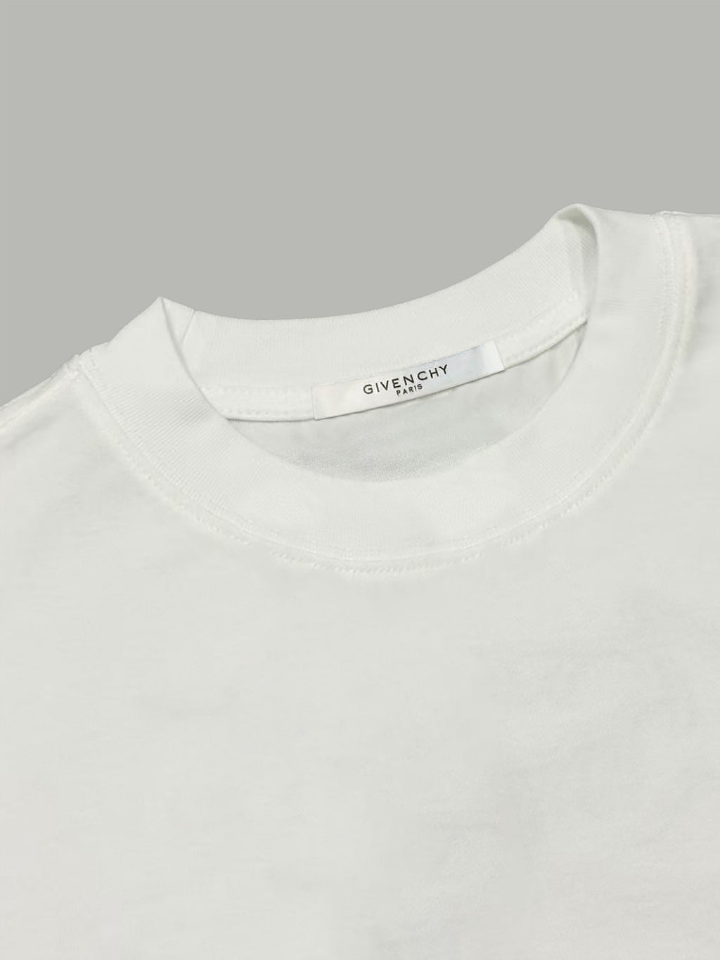 Givenchy white T-shirt crew neck with inside neck label