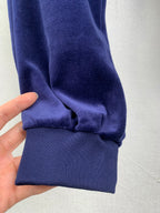 Dark blue sweatpants cuff with ribbed ankle hem