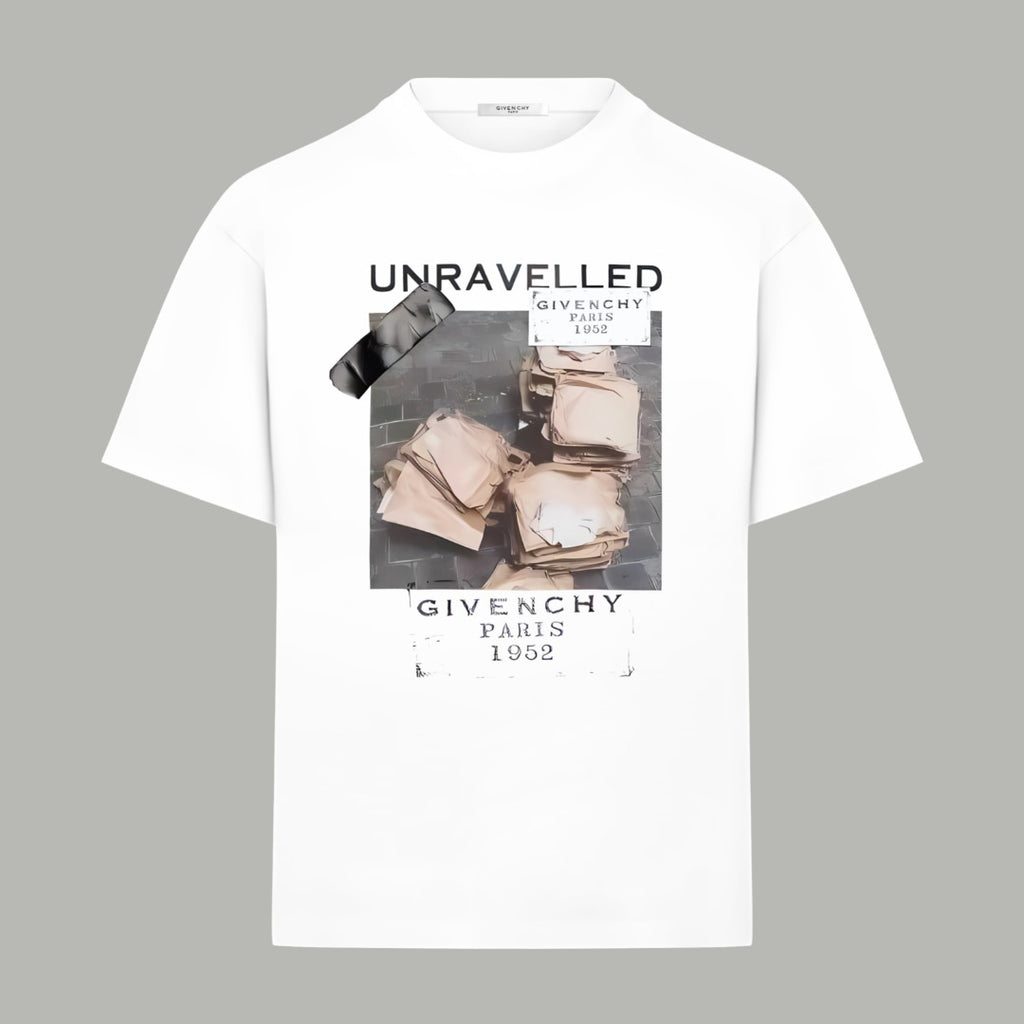 White T-shirt with front graphic print and crew neck