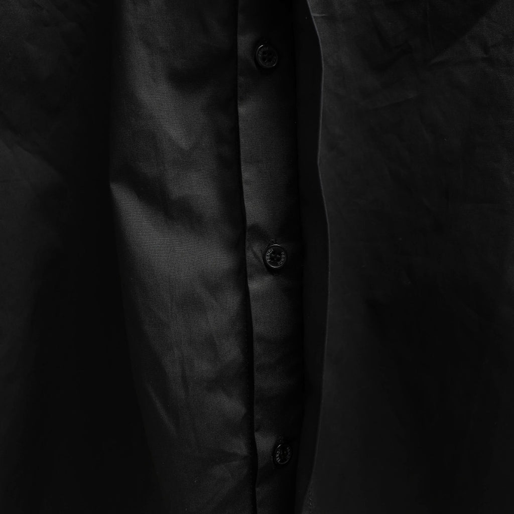 Fendi short-sleeve shirt with front button placket and dark buttons