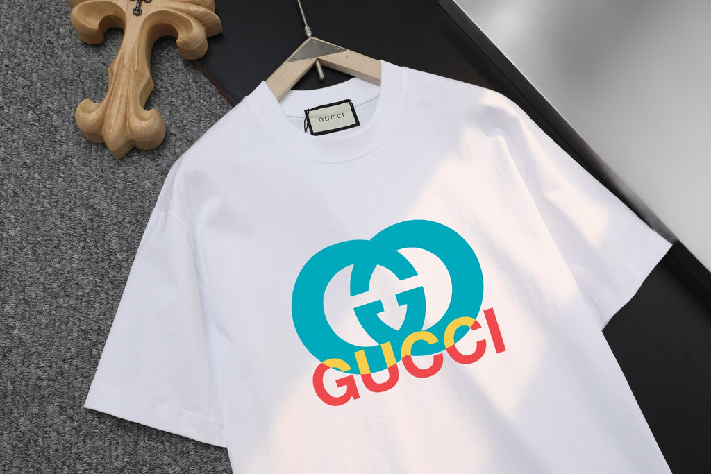 White Gucci logo T-shirt with oversized chest print