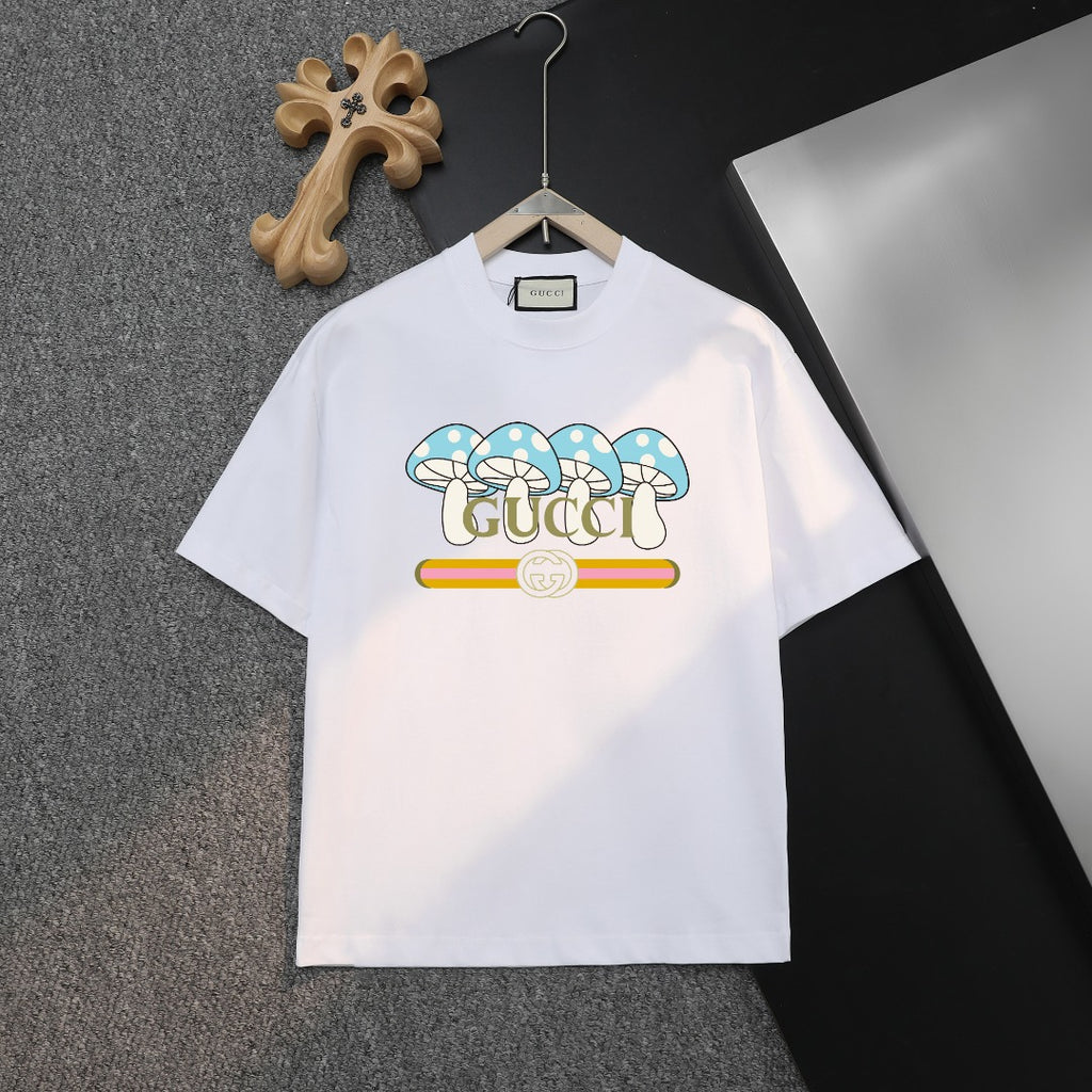 Gucci white short-sleeve T-shirt with multicolor mushroom GUCCI logo graphic