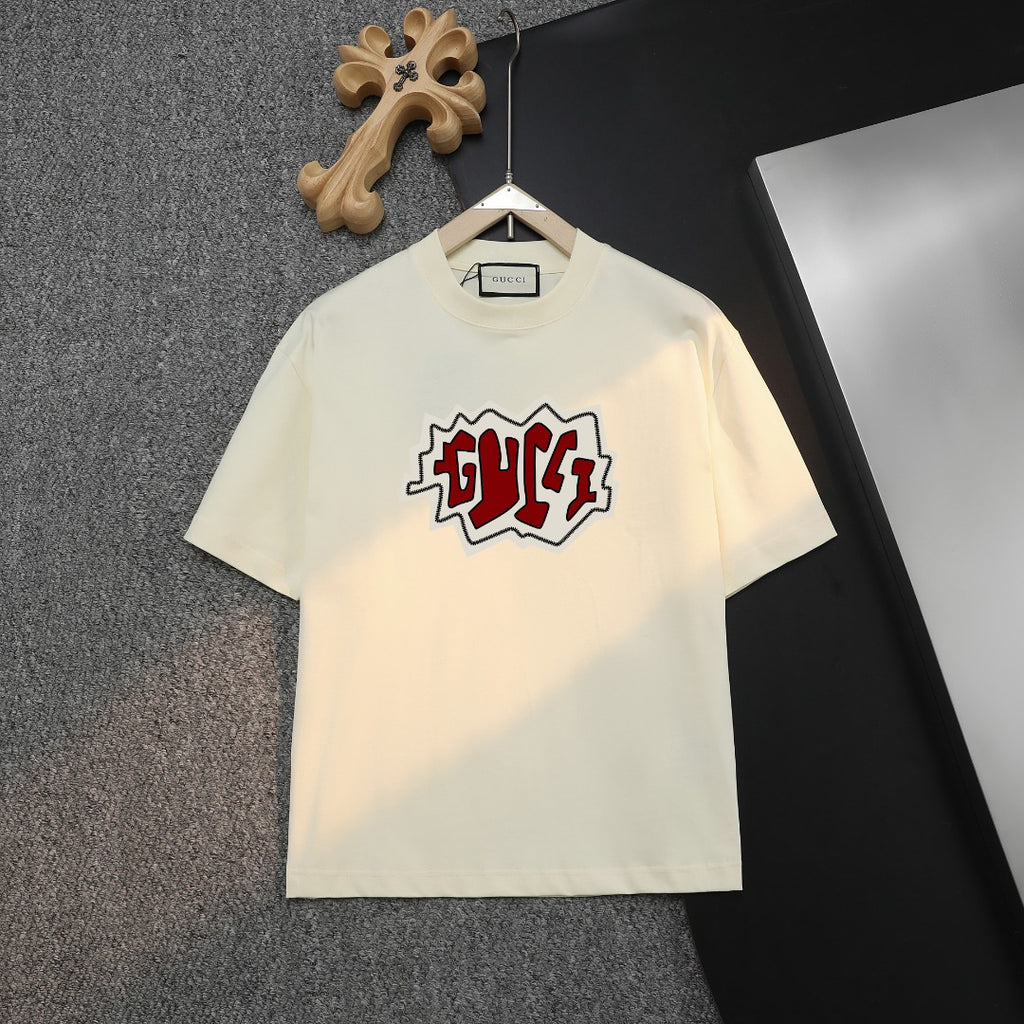 Gucci cream short-sleeve T-shirt with multicolor chest graphic logo