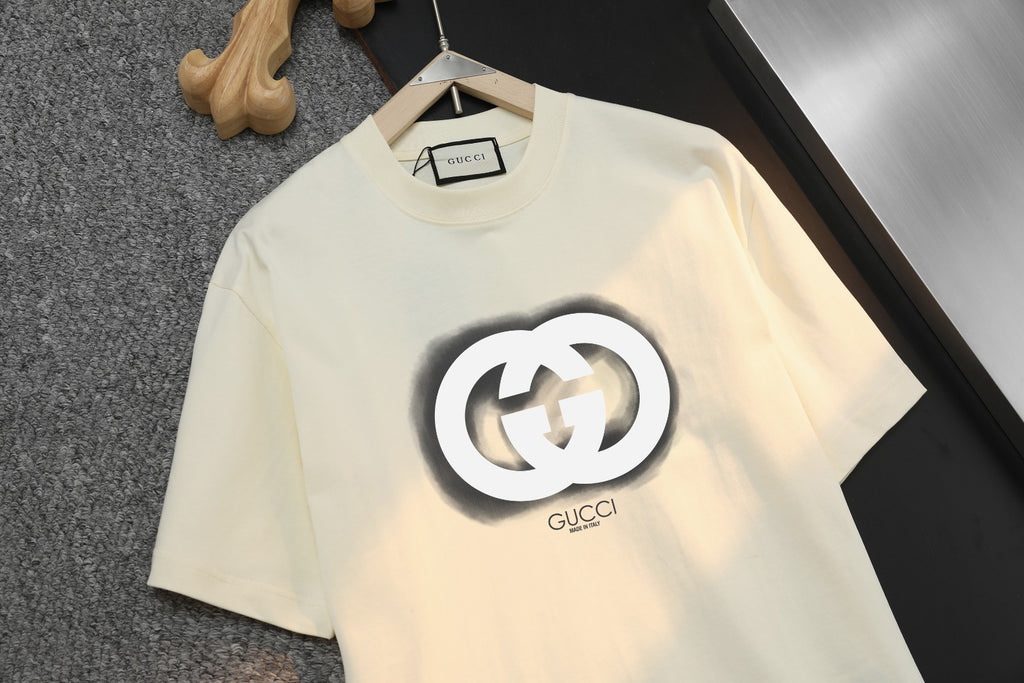 Cream Gucci GG logo short-sleeve T-shirt, front view