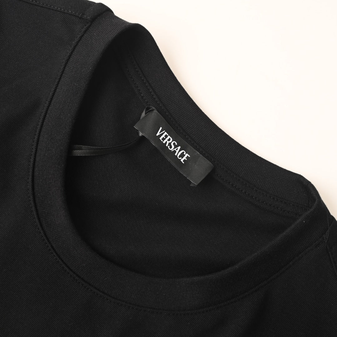 Black Versace T-shirt crew neck with interior brand label