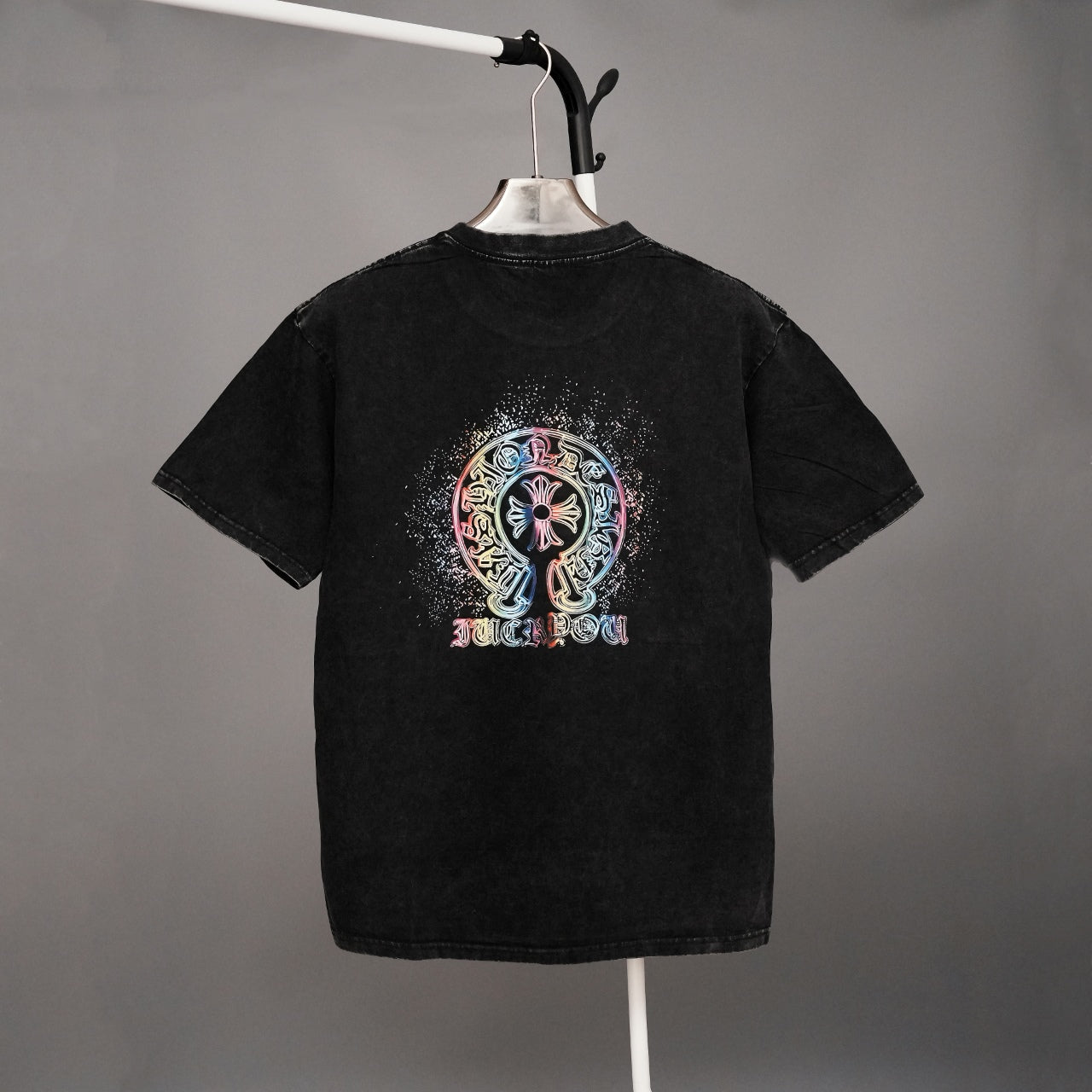 Black short-sleeve T-shirt with large back graphic skull design