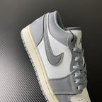 Low-top sneakers, light gray and white leather with padded collar and lace-up