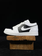 Air Jordan 1 Low sneakers with white leather and black side overlays