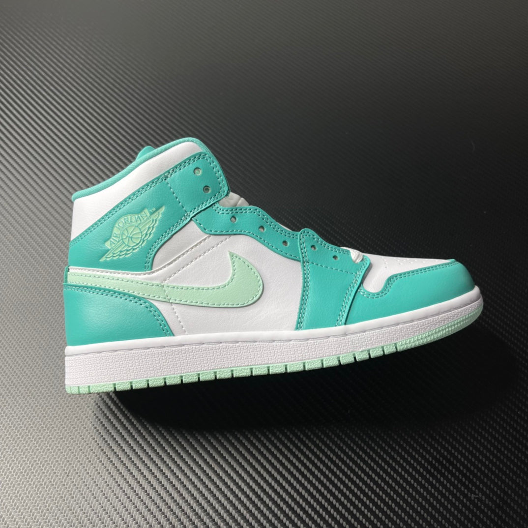Mid-top sneakers, white and teal leather with lace-up and Swoosh logo