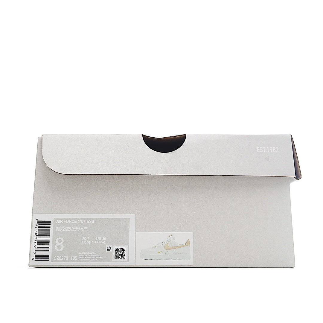 Shoe box with barcode label and printed size tag