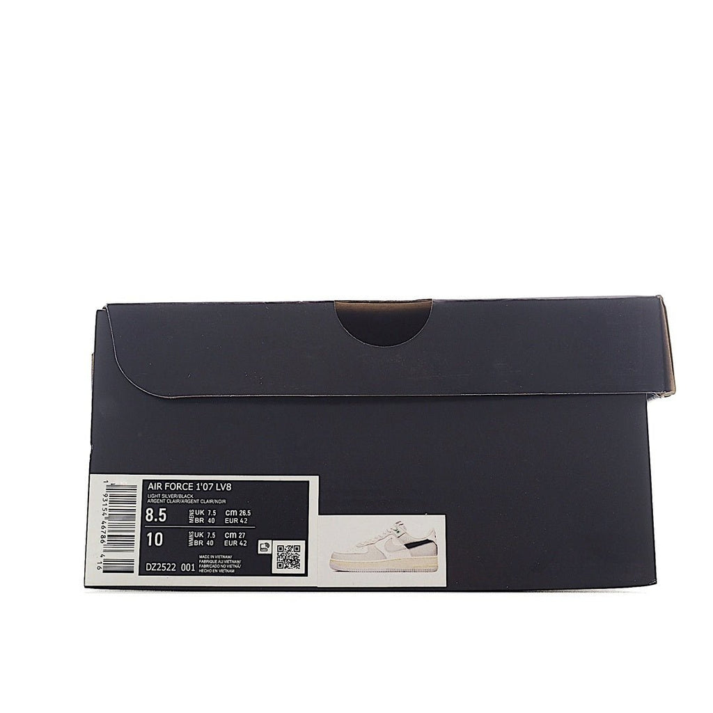 Navy shoebox with size label for Air Force 1 sneakers, showing product code and SKU.