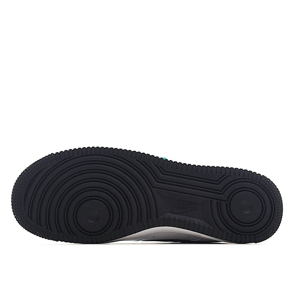 Black rubber outsole for a low-top sneaker, circular traction pattern