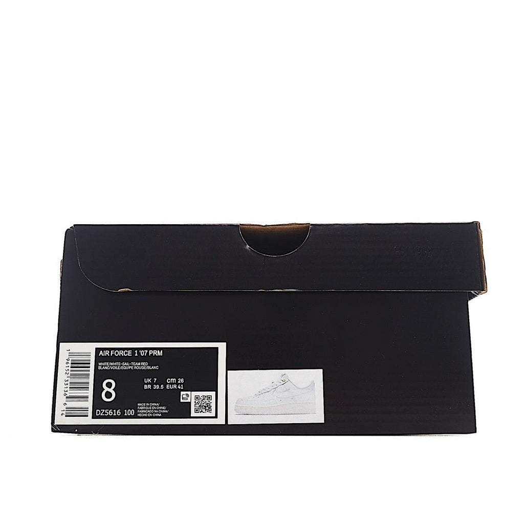 Black Nike sneaker box with barcode label and included shoe photo