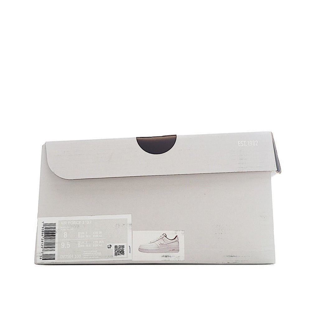 Shoe box with label and barcode for Nike Air Force 1 sneakers