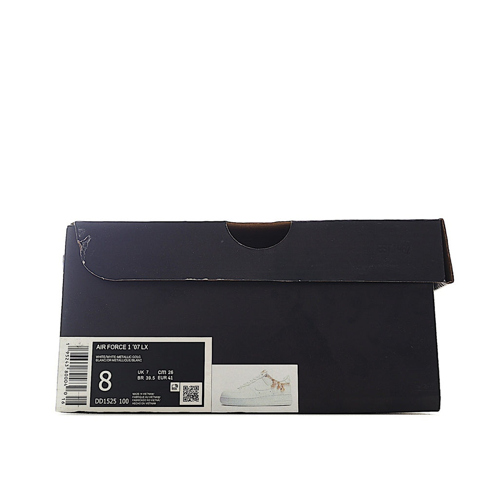 Shoebox with shipping label and size tag