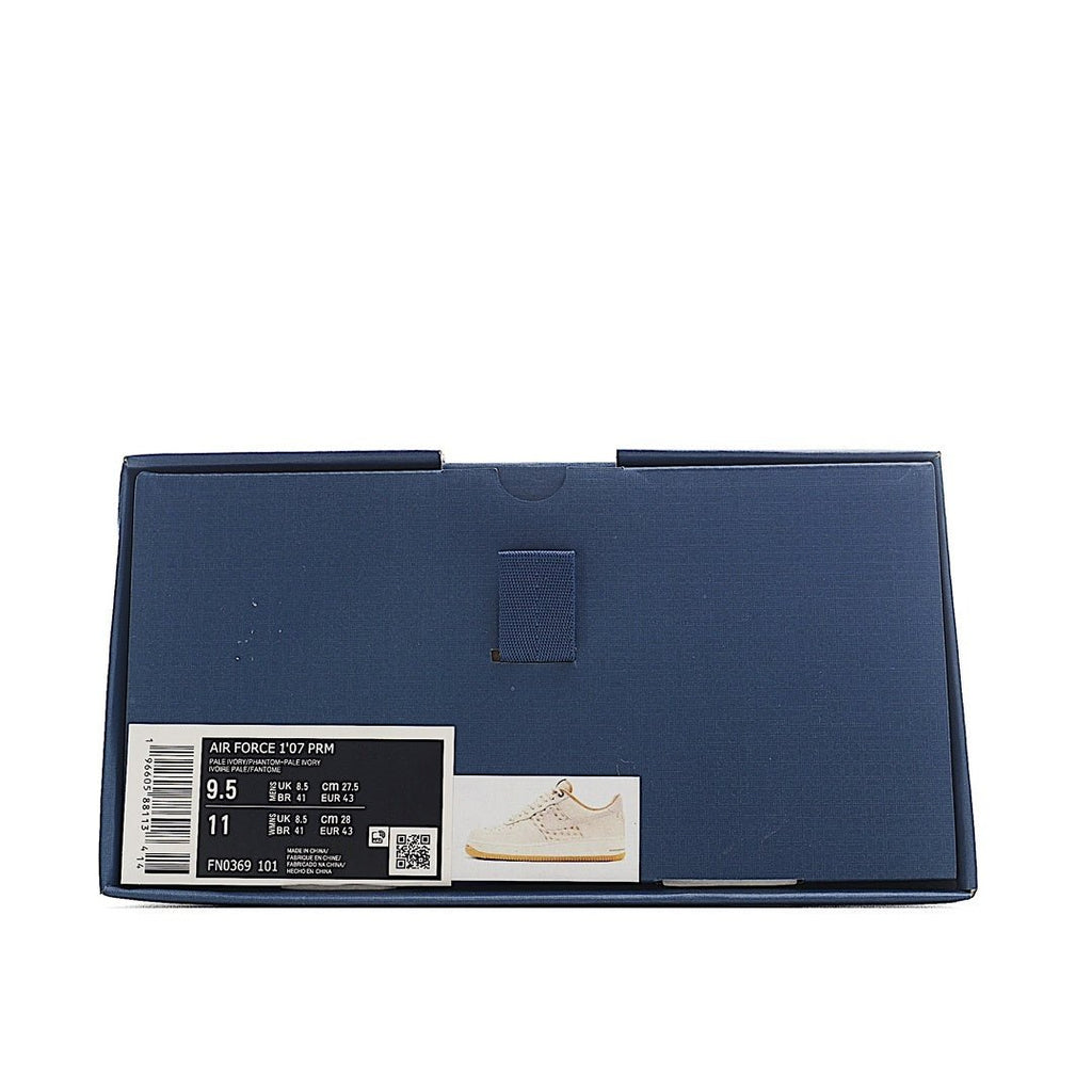 Nike shoebox with barcode label and small beige tag attached