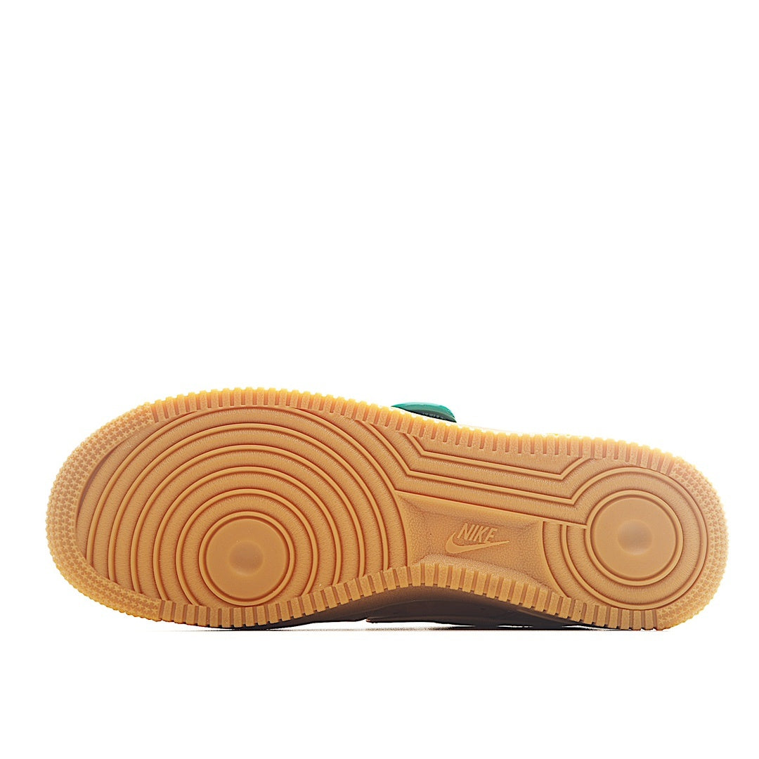 Sneaker outsole in tan rubber with circular traction pods